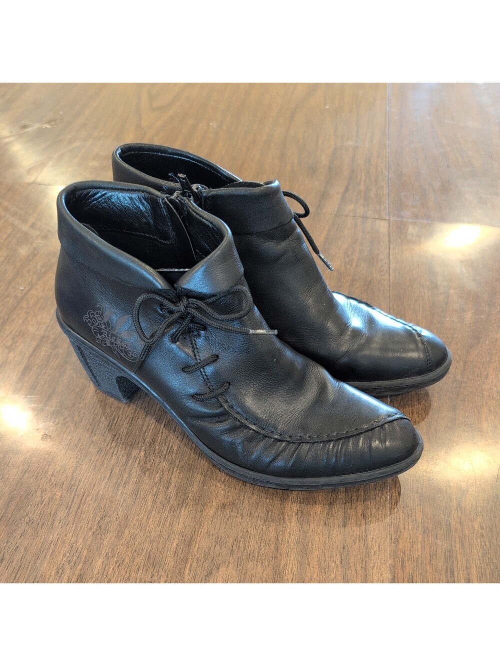 Rieker Women's Ankle Bootie boots SZ 39 EU Soft Black Leather Lightweight 8 US